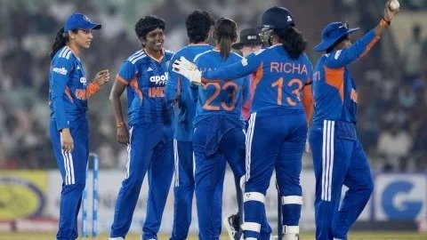 India vs Zimbabwe Women T20: 19 रन पर 4 विकेट गंवाने के बाद भारत की शानदार वापसी, जिम्बाब्वे को 4 विकेट से हराया
