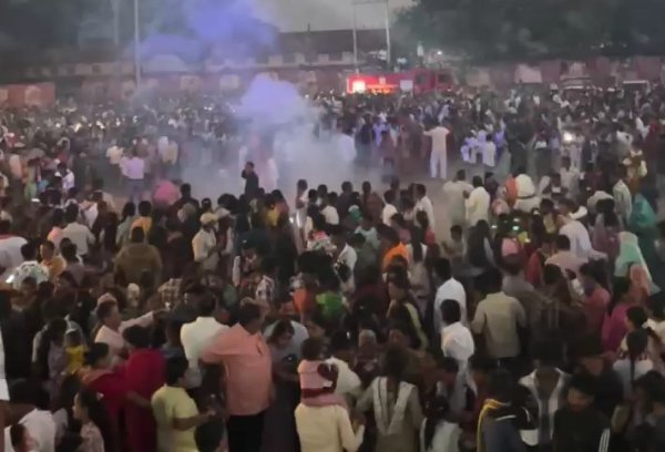 Chhattisgarh News: दशहरा की आतिशबाजी में लापरवाही अंबिकापुर में टला बड़ा हादसा, जशपुर में दो घायल