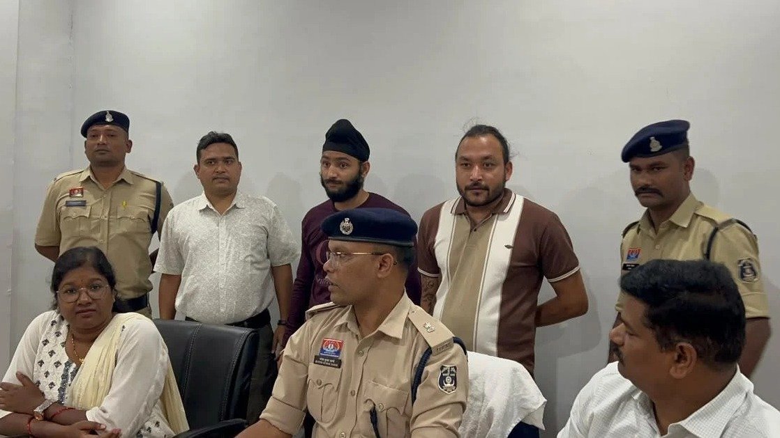 Police action in a case of cyber fraud; two accused arrested(Image Source: Social Media)