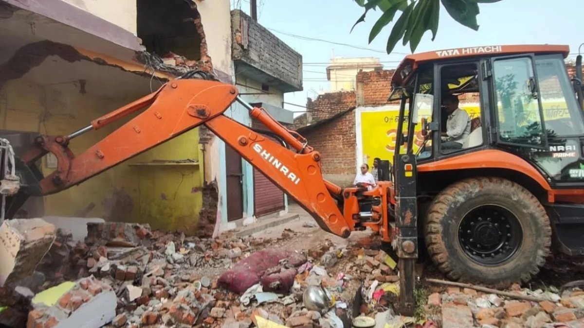 Bulldozer action against illegal construction in Gaurinagar(Image Source: Social Media)