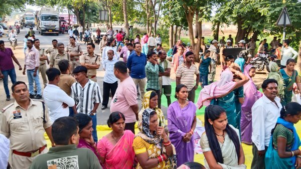 Farmers Protest: कावेरी सीड्स कंपनी के खिलाफ किसानों का चक्काजाम, NH-353 पर चार घंटे थमी रफ्तार