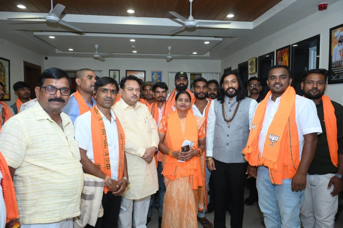 New members join BJP (Image Source: Keertiman Media)