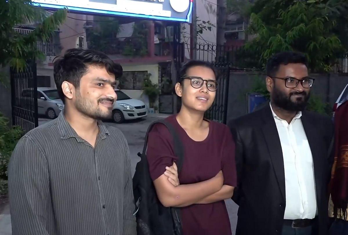 Neha Bora: AISA अध्यक्ष नेहा बोरा की याचिका खारिज, 10 हजार का पीस बॉन्ड भरने का आदेश