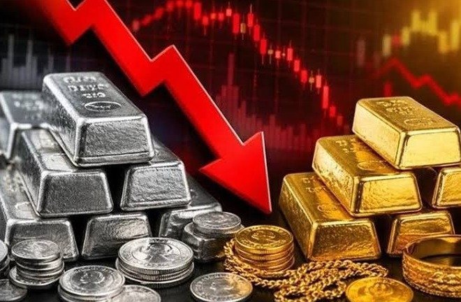 Decline in gold and silver (Image Source: Social Media)