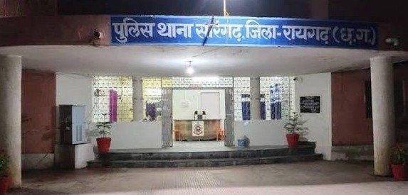 Police action in the Sarangarh bus stand murder case(Image Source: Social Media)