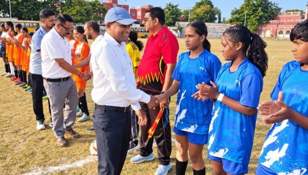 Sports Competition: खैरागढ़ में राज्य स्तरीय खेल प्रतियोगिता शुरू, पांच संभागों के खिलाड़ी लेंगे हिस्सा