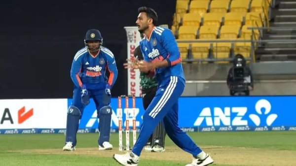 IND vs NZ 3rd T20: भारत की नजर सीरीज जीत पर, टॉस जीतकर पहले गेंदबाजी का फैसला