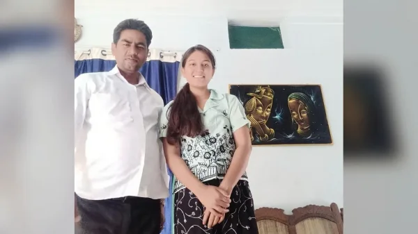 Dhamtari News: मूर्तिकार की बेटी को मिली 20 हजार रुपए की सहायता, पढ़ाई में मिलेगी मदद