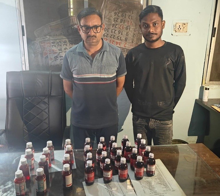 Raipur police seize 32 codeine syrup bottles(Image Source: Social Media)
