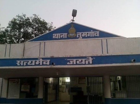 POCSO Act: नाबालिग छात्रा से छेड़छाड़ के आरोप में शिक्षक गिरफ्तार, अब निलंबित