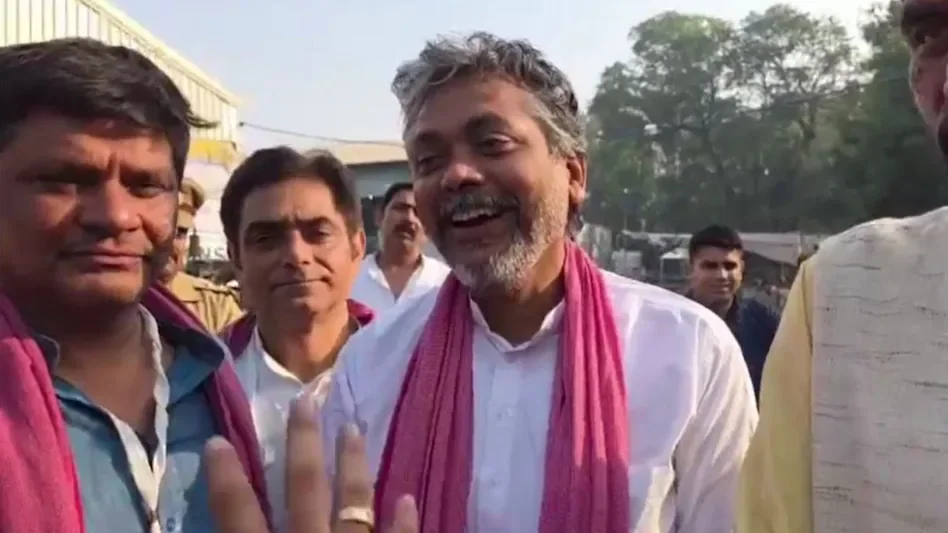 After his victory in the Agra Teachers MLC election, Dr. Akash Agrawal(Image Source: Keertiman Media)