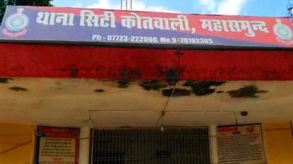 Mahasamund News: मंदिर के पास जुआ खेल रहे 7 आरोपी गिरफ्तार, नगद और मोबाइल जब्त