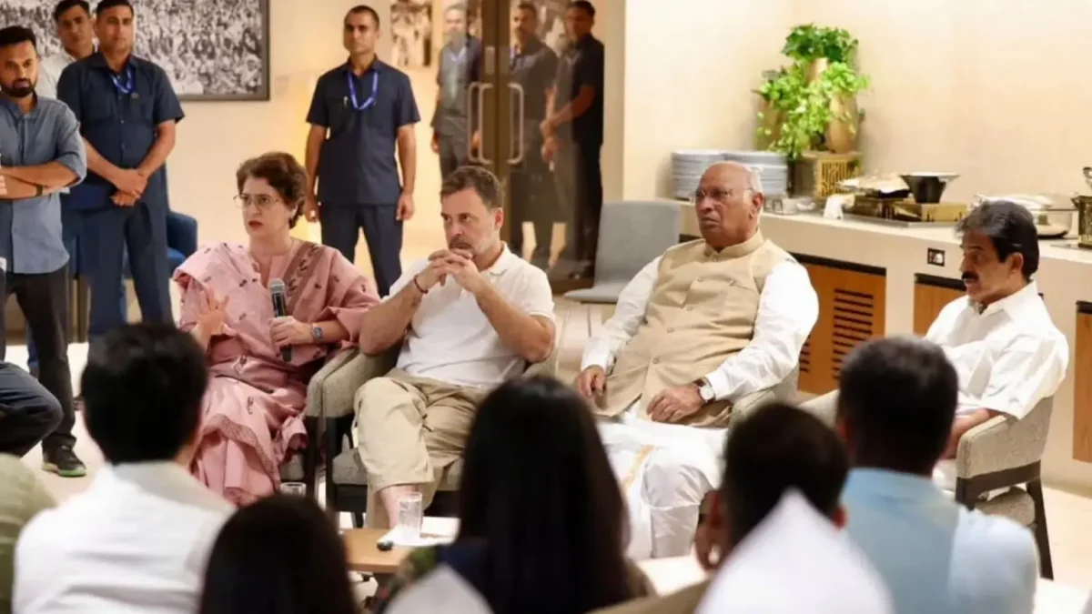 Meeting of the party president with Congress leaders (Image Source: social media)